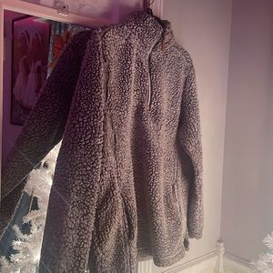 Women’s Fluffy Sherpa pullover